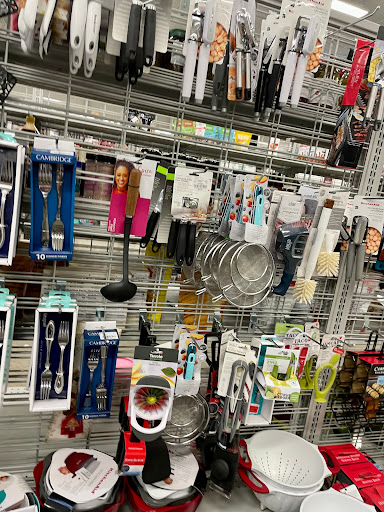 Clothing Store «Burlington Coat Factory», reviews and photos, 290 Turnpike Rd #10, Westborough, MA 01581, USA