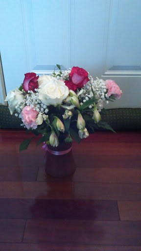 Florist «Flowers By Von», reviews and photos, 4317 C St SE, Washington, DC 20019, USA