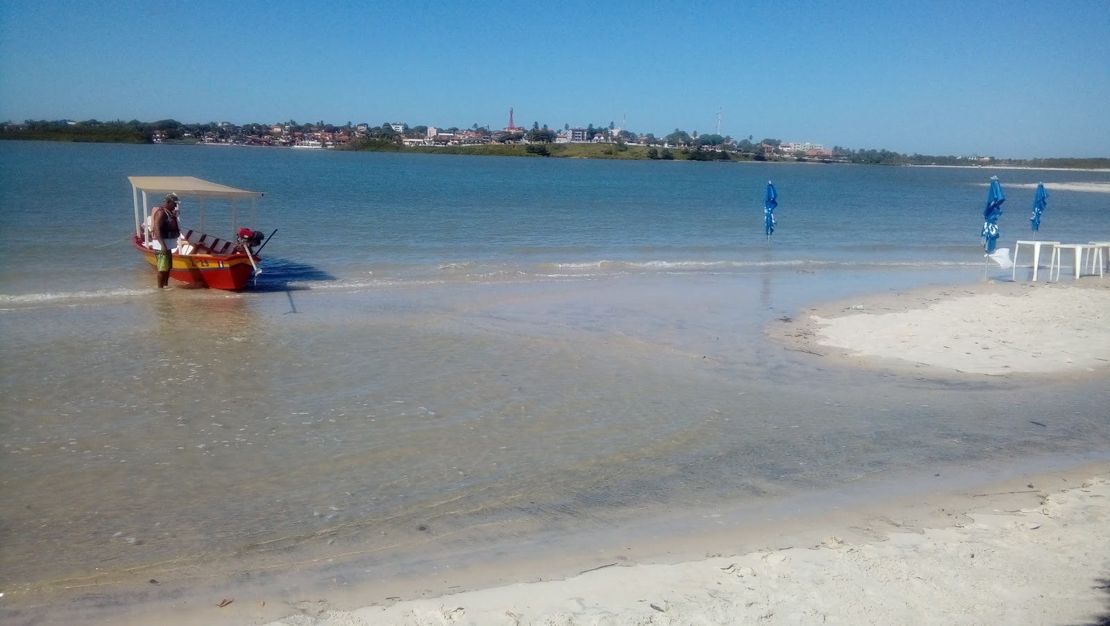 Foto de Praia do Espadarte con agua cristalina superficie