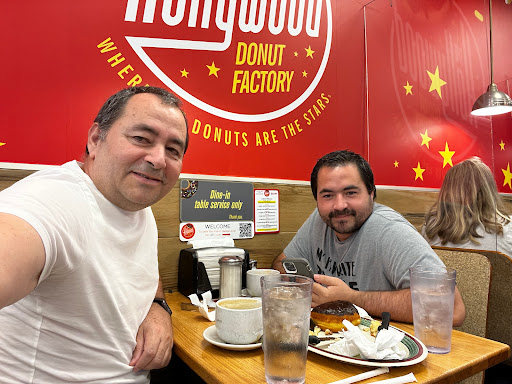 Donut Shop «Dandee Donuts Factory», reviews and photos, 102 N 28th Ave, Hollywood, FL 33020, USA