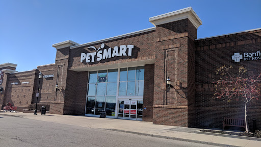 PetSmart, 1743 Stringtown Rd, Grove City, OH 43123, USA, 