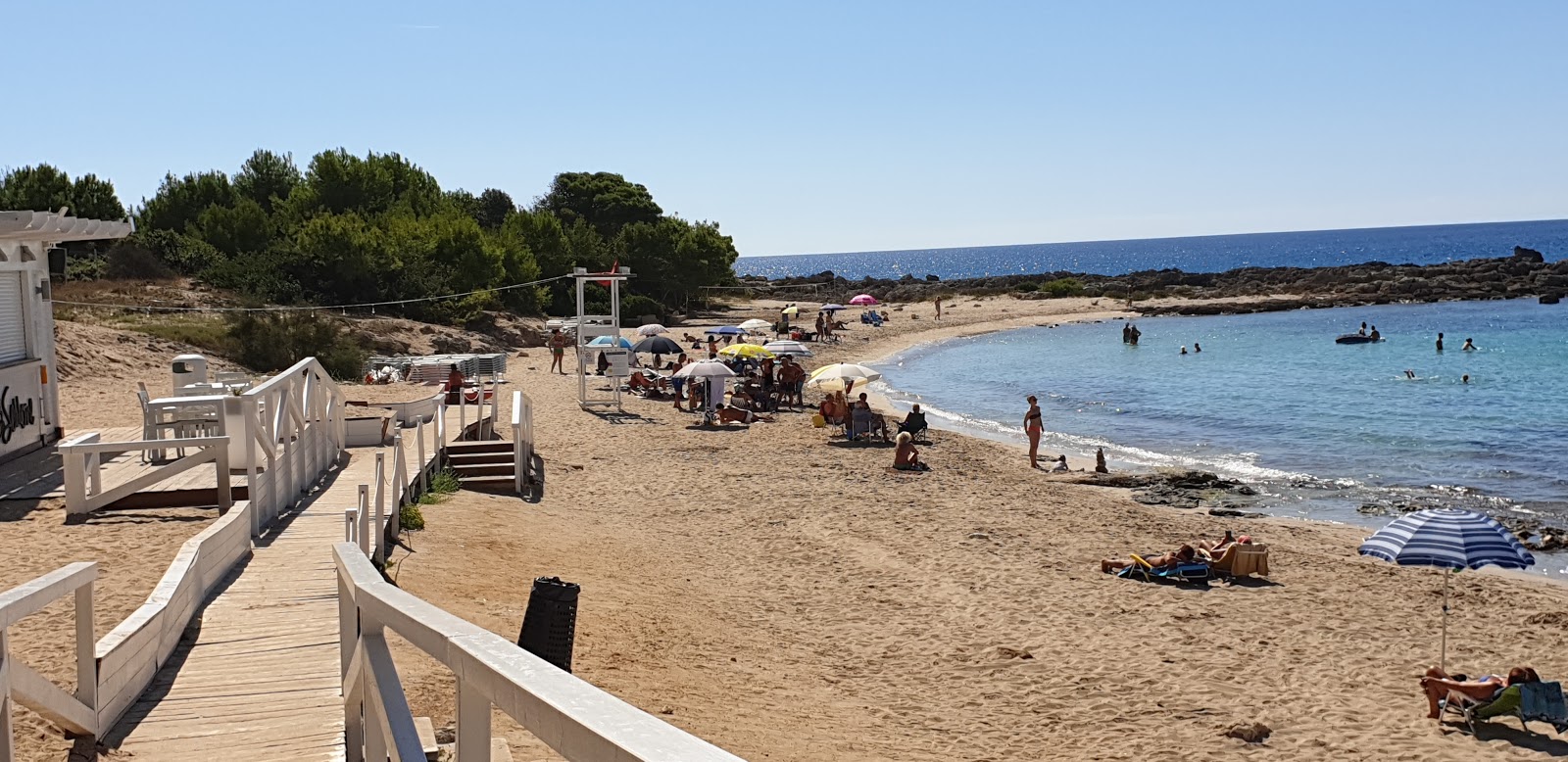 Foto de Spiaggia di Serrone localizado em área natural