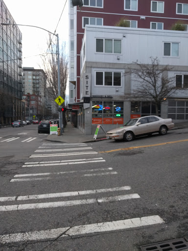 Convenience Store «Site 17 Grocery», reviews and photos, 2502 Western Ave, Seattle, WA 98121, USA
