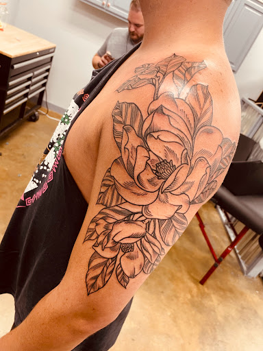 Tattoo Shop «Live Canvas Tattoo Parlour», reviews and photos, 434 Belle Terre Blvd, Laplace, LA 70068, USA