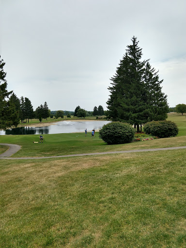 Golf Club «Bob-O-Link Golf Club», reviews and photos, 4085 Transit Rd, Orchard Park, NY 14127, USA