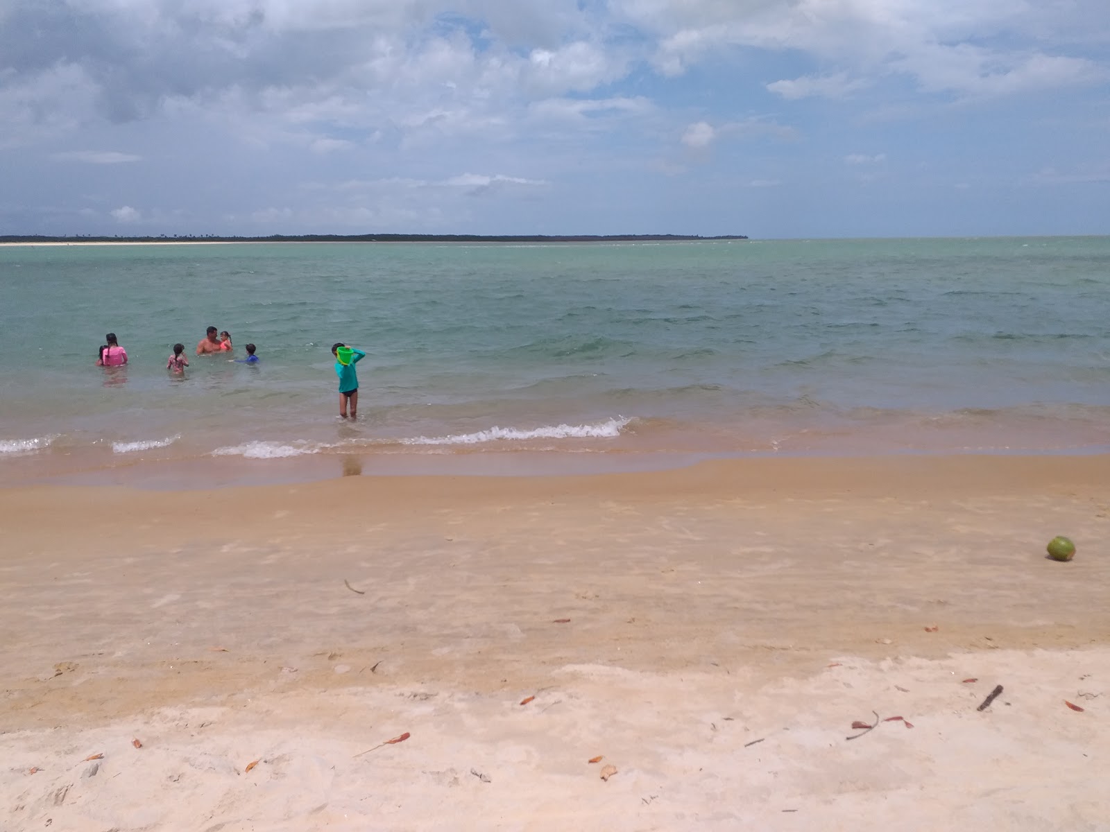 Foto di Pontal da Barra Beach con una costa spaziosa