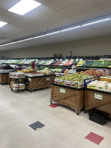 Grocery Store «R-N Market», reviews and photos, 6670 N Cedar Ave, Fresno, CA 93710, USA