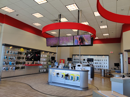 Cell Phone Store «Verizon Authorized Retailer – Cellular Sales», reviews and photos, 117 Tower Rd, Waltham, MA 02451, USA