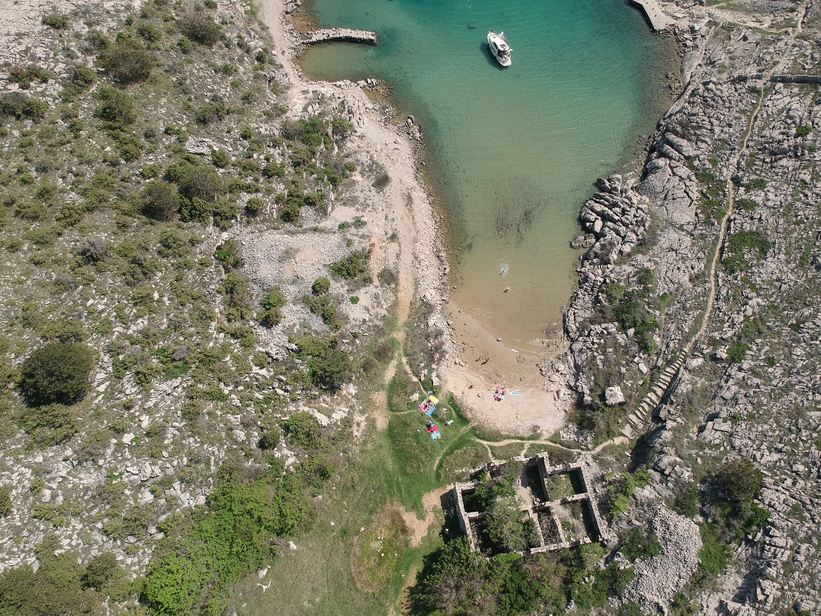 Photo de Rudine beach zone sauvage