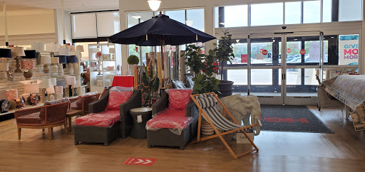 Department Store «Marshalls & HomeGoods», reviews and photos, 5915 20th St, Vero Beach, FL 32966, USA