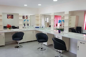 Kataleya Beauty Center image