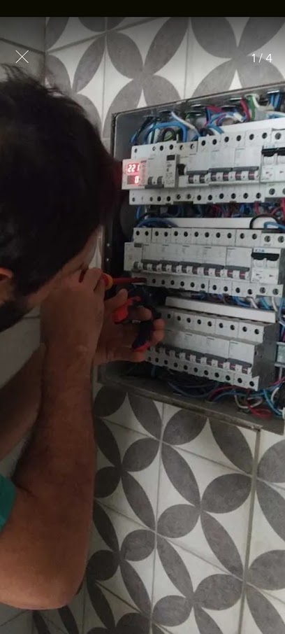Electricista Ariel, Villa Urquiza