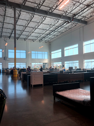 Furniture Store «Crate and Barrel Furniture Clearance Center», reviews and photos, 1705 N Chrisman Rd, Tracy, CA 95304, USA