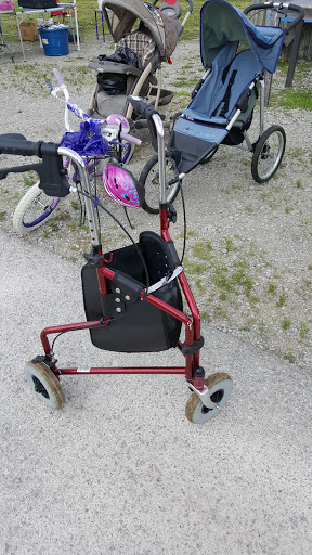 Flea Market «Shelby County Flea Market», reviews and photos, 820 Buck Creek Rd, Simpsonville, KY 40067, USA