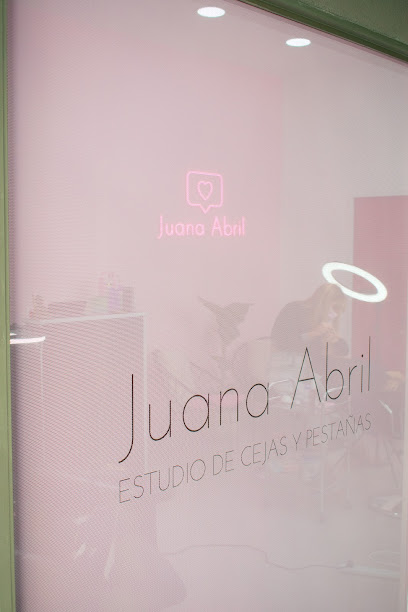 Juana Abril Estudio de cejas y pestañas