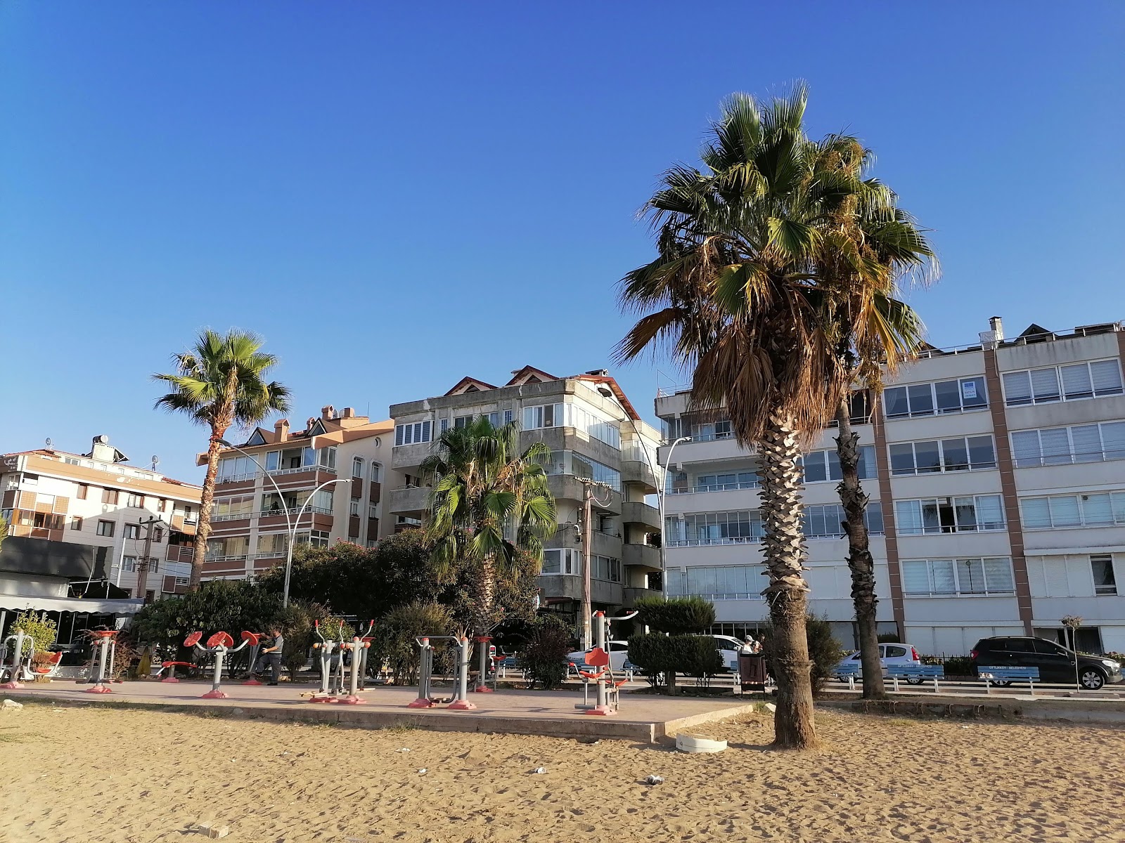 Fotografie cu Dejavu beach zonă de stațiune de pe plajă