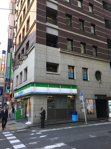 神田駅前平野歯科クリニック