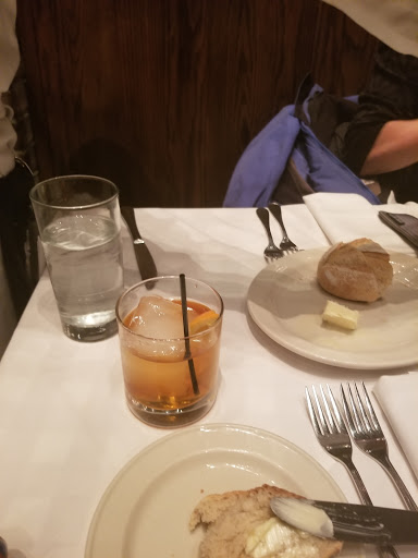 American Restaurant «Clydes of Georgetown», reviews and photos