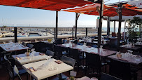 Atmosphère du Restaurant méditerranéen Le Bistro - Restaurant Cassis - n°4