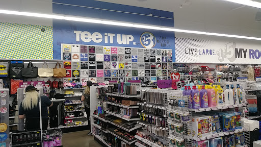 Variety Store «Five Below», reviews and photos, 1901 Market Dr, Stillwater, MN 55082, USA