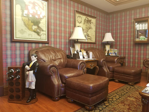 Barber Shop «Miles & Lyle Luxury Barbershop», reviews and photos, 19044 NE 29th Ave, Aventura, FL 33180, USA