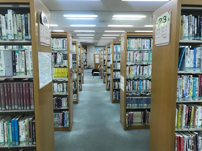 川崎市立川崎図書館