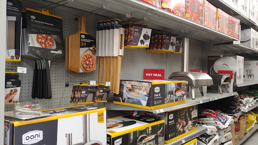 Sporting Goods Store «Academy Sports + Outdoors», reviews and photos, 1461 Spring Cypress Rd, Spring, TX 77373, USA