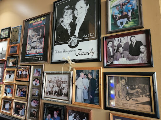 Bar & Grill «Rec Bowl», reviews and photos, 40 Crocker Blvd, Mt Clemens, MI 48043, USA