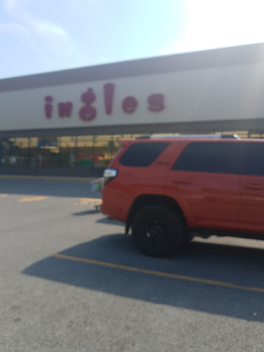 Grocery Store «Ingles Markets», reviews and photos, 190 Clinch Ave, Clinton, TN 37716, USA
