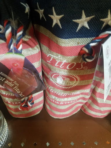 Liquor Store «Ardmore Wine & Spirits Shop», reviews and photos, 62 Greenfield Ave, Ardmore, PA 19003, USA