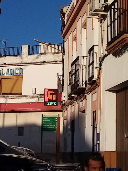 Hostal Andalucía - C. Ramón y Cajal, 4 - 9, 14220 Espiel, Córdoba, Spain