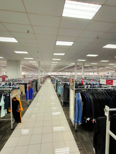 Shopping Mall «Diplomat Mall Shopping Center», reviews and photos, 1725 E Hallandale Beach Blvd, Hallandale Beach, FL 33009, USA