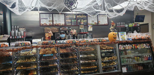 Donut Shop «Yum Yum Donuts», reviews and photos, 366 S Indian Hill Blvd, Claremont, CA 91711, USA