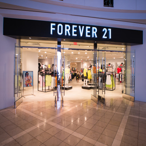 Forever 21, 1 Garden State Plaza Blvd, Paramus, NJ 07652, USA, 