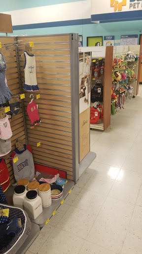 Pet Supply Store «PetSmart», reviews and photos, 13927 New Halls Ferry Road, Florissant, MO 63033, USA