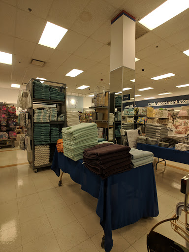 Department Store «Marshalls», reviews and photos, 1596 S Randall Rd, Geneva, IL 60134, USA