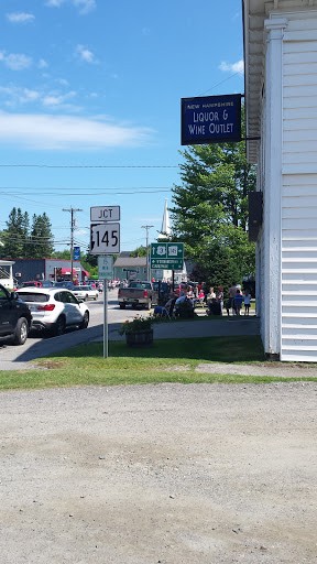 NH Liquor & Wine Outlet, 151 Main St, Colebrook, NH 03576, USA, 