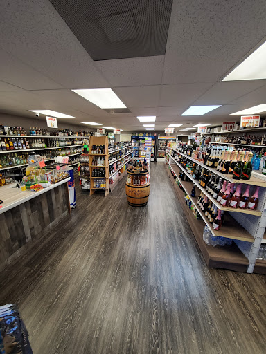 Liquor Store «Beach Discount Liquor & Wine», reviews and photos, 1133 Estero Blvd # 104, Fort Myers Beach, FL 33931, USA