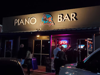 Rockey's Piano Bar