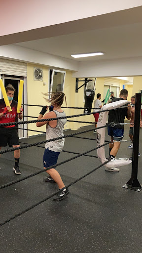 Club boxa olesa en Olesa de Montserrat, Barcelona