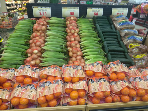 Grocery Store «Tryon IGA Supermarket», reviews and photos, 370 S Trade St, Tryon, NC 28782, USA