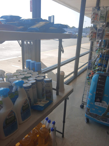 Clothing Store «Rugged Wearhouse», reviews and photos, 6096 Rose Hill Dr, Alexandria, VA 22310, USA