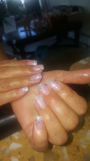 Nail Salon «Salon Polished», reviews and photos, 15 12th St, Hammonton, NJ 08037, USA