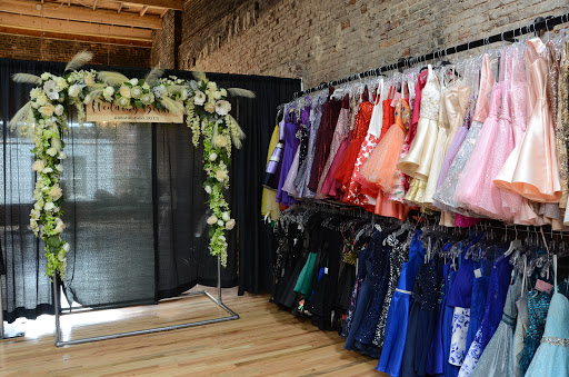 Wedding Store «Wedding Belles», reviews and photos, 534 Madison St, Clarksville, TN 37040, USA