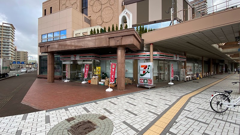 セブン-イレブン 秋田キャッスルホテル店