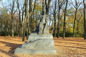 Monument to Henryk Sienkiewicz image