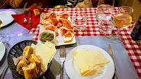 Plats et boissons du Restaurant italien Trattoria dell'isola sarda à Paris - n°17
