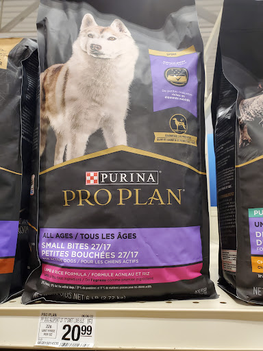 Pet Supply Store «PetSmart», reviews and photos, 160 Washington St #701, Rochester, NH 03839, USA