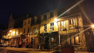 Nuance à Domfront en Poiraie