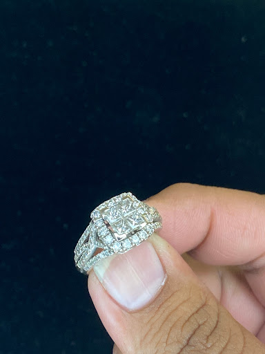 Pawn Shop «Irving Super Pawn & Gun», reviews and photos, 580 S Belt Line Rd, Irving, TX 75060, USA